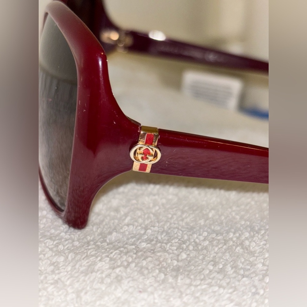 Gucci sunglasses burgundy